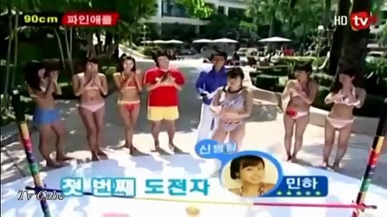 Game Lucu TV Show Cewek ASIA Lomba Makan Roti   Asian Girls funny game