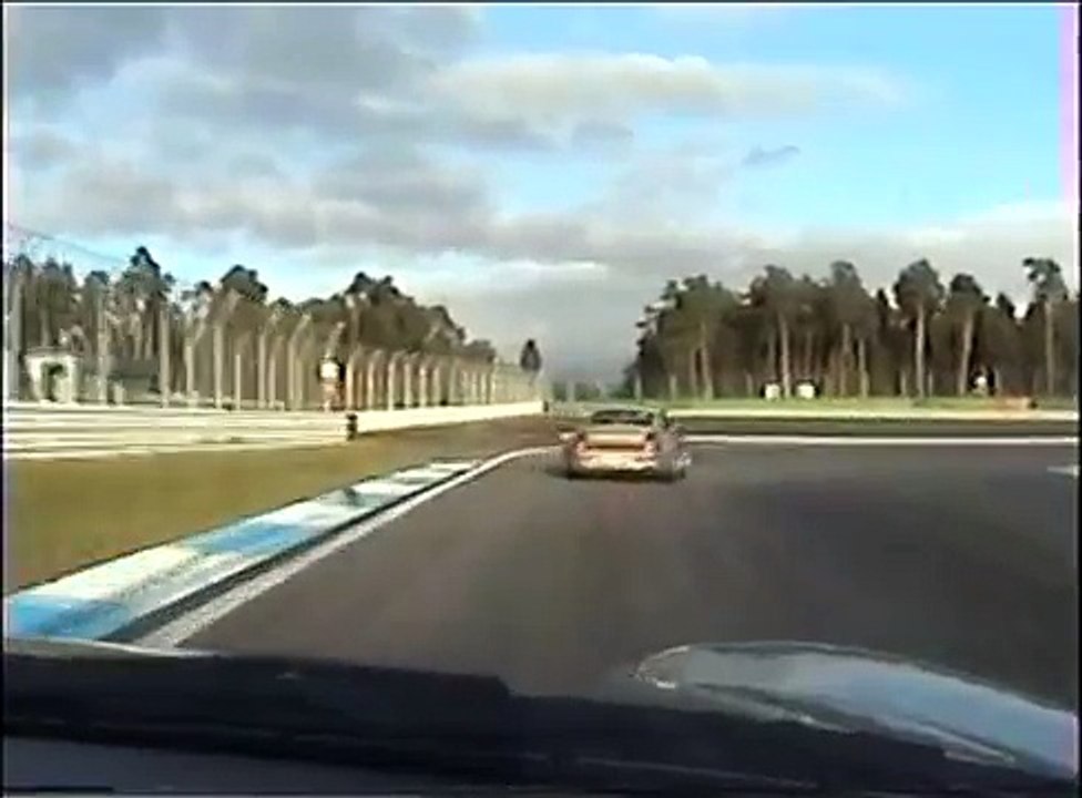 Porsche 996 C2 vs Porsche 993 Turbo @ Hockenheim