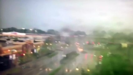 Polizeivideo von heftigem Tornado- Die fliegenden Autos von Beavercreek