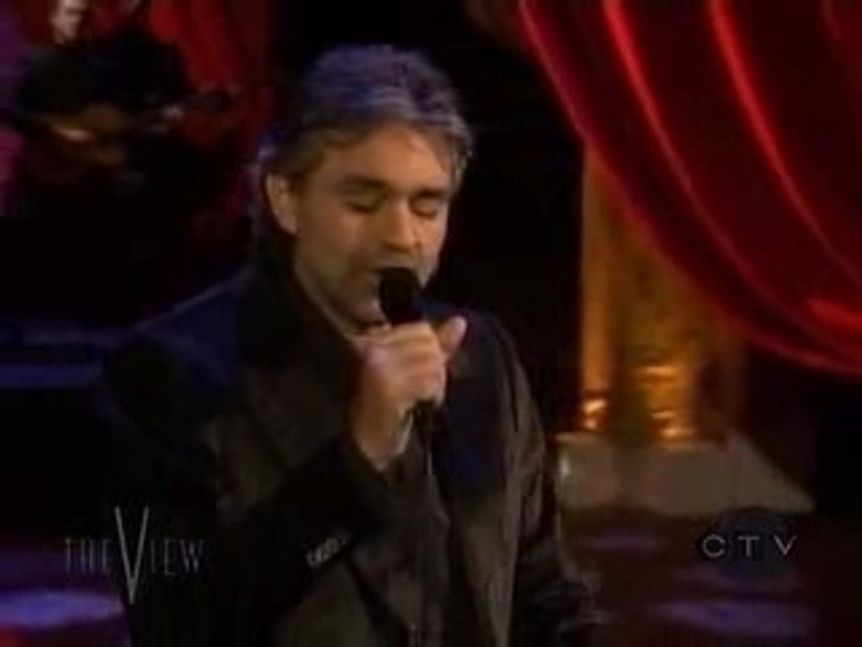 Andrea bocelli besame mucho