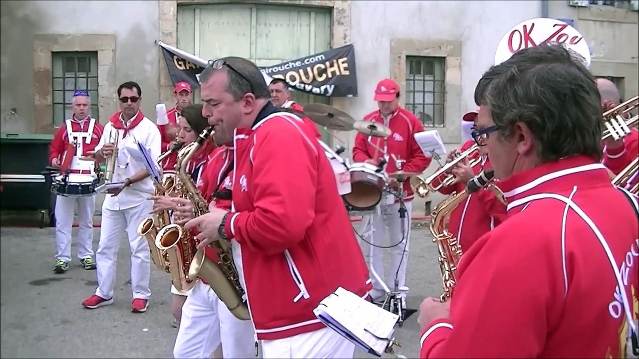 OK Zou Banda au Festival des Bandas en Malepère 2014 Montréal d'Aude "Let the sunshine in"