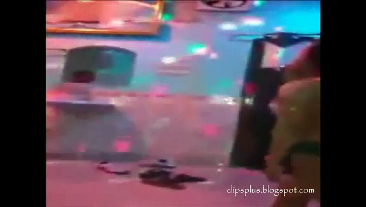 Hot Girl Doing Vulgar Dance In Party