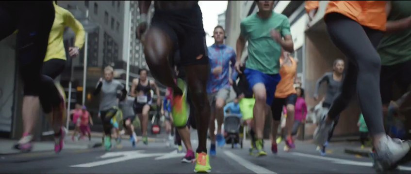 Asics - Le Monde est grand. Courrez