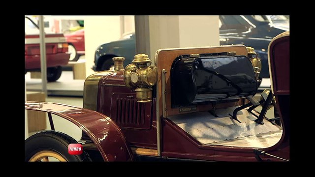 Anciennes : visite du musée Skoda à Mlada Boleslav (Emission Turbo du 22/02/2015)