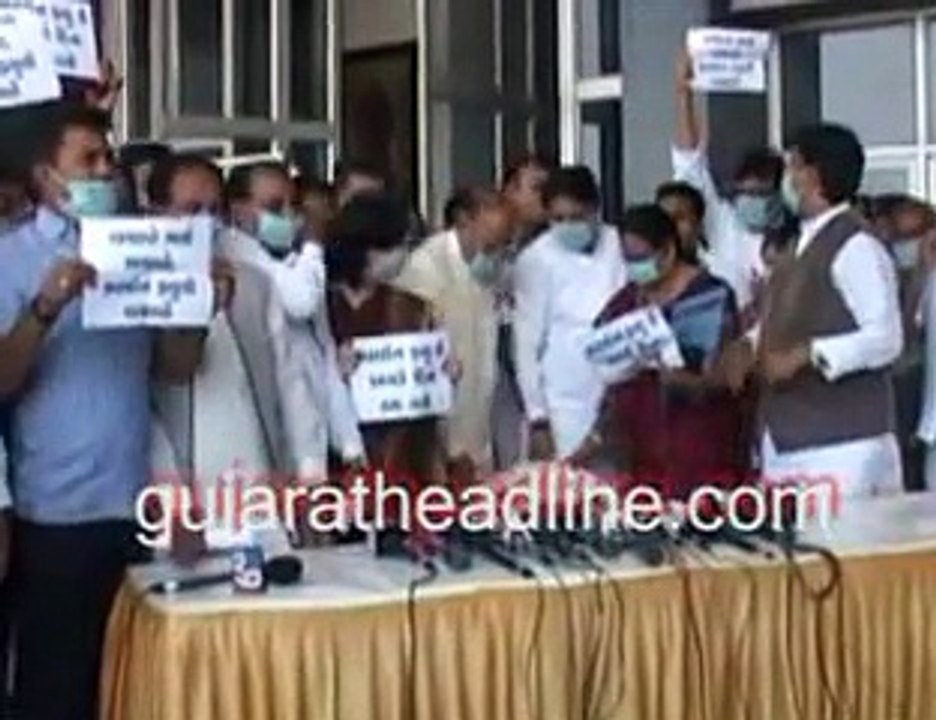 Congress MLAs walk out of Gujarat Assembly over Swine flu in Gujarat