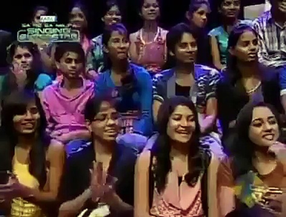 اس لڑکی نے تو کمال کر دیا ایسا ٹیلنٹ پہلے کبھی نہیں دیکھا واہ