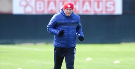 Hami Mandıralı'nın Antalyaspor Kariyeri Sona Erdi