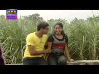 Скачать видео: Le La Lolipop Gori | ले लs लॉलीपॉप  गोरी । Chand Ke Tukda | Latest Lok Geet 2015