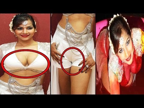 South Hot Babe Tanisha Singh Raunchy Assets Visible