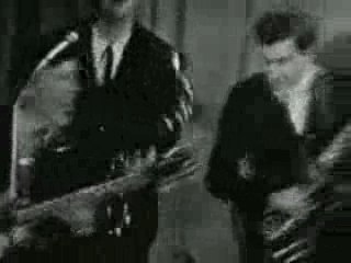 Halliday Johnny - Johnny reviens  (live 1963)