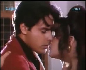 pooja bhat lovely kissing scene