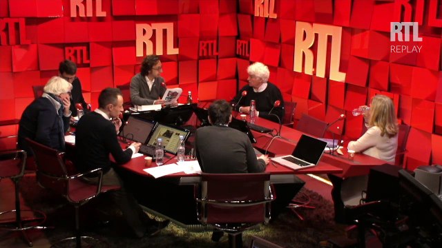 Stéphane Bern reçoit le réalisateur Jean-Jacques Annaud dans A La Bonne Heure du 23 02 2015 Part 3