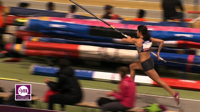 Saut à la perche F (Victoire de Marion Fiack avec 4,60 m)