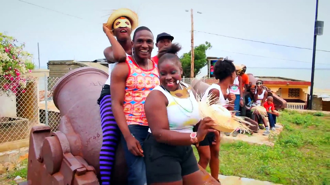 Zoe Family - Fel Kanpe Djanm [Video Kanaval 2015]