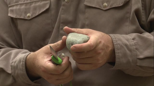 Survival Skills: How to Sharpen a Knife with a Rock