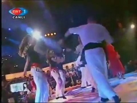 Zara ♫♥♪ Gönlüm Ataslara Yandı Gidiyor ♫♥♪