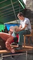 hahahaha very funny video zaroor dekhen