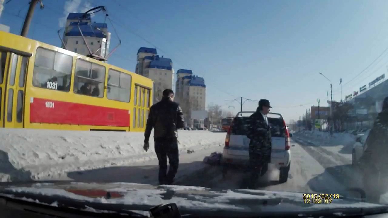 Сбил перебежчика - ДТП в Барнауле 19.02.2015