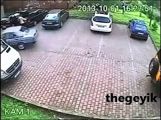 Bu şoför fazla mı yetenekli yoksa yeteneksiz mi?