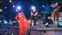 Rihanna : Chris Martin complètement dingue d'elle ! (Vidéo)