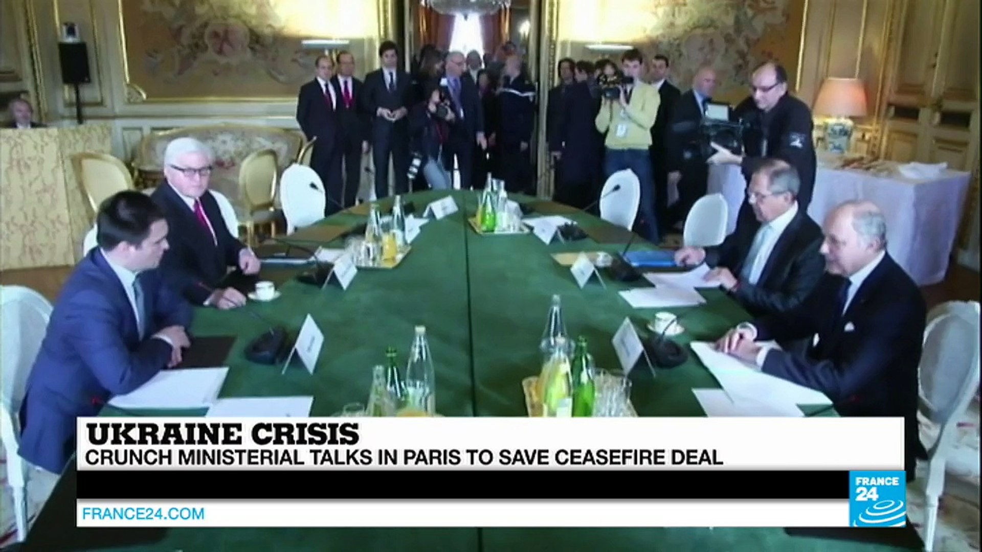 ⁣UKRAINE - Crunch time in Paris over Ukraine ceasefire