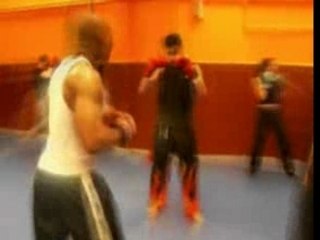 Hobbies: Full Contact pour évacuer le stress 💥