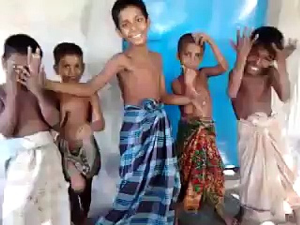 இப்படியும் பாட்டுக்கு ஆடலாம்MSA18