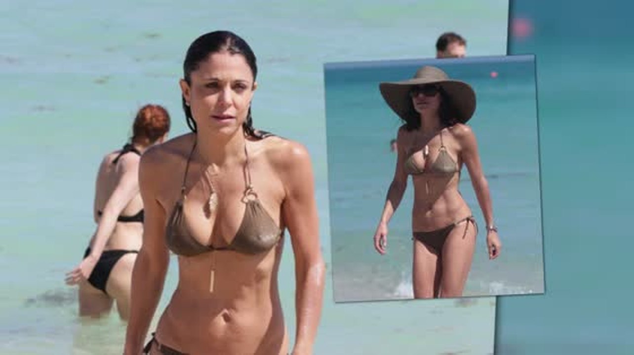 Bethenny Frankel Flaunts Her Bikini On The Beach in Miami