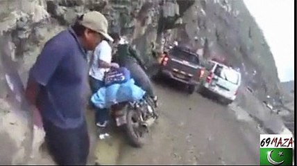 Dangerous stone fall from mountain must see