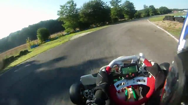 Karting TonyKart Rotax Max, 1° séance d'essai course de club Autoreille le 21_08_10 (720p)