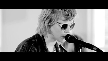 Soko - Ocean of tears - Live Deezer Session