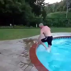 (Cagar de RIR) Caso Voce Beber NÃO Pule na Piscina - Video Engraçado!!