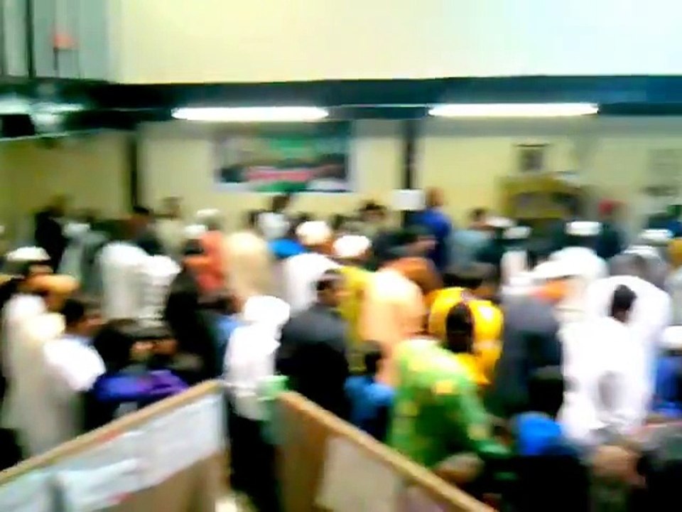 Sahibzada Hafiz Peer Syed Jawad Haider Shah Sahib.(Leading Eid-ul-Fitr Prayer In Dublin,Ireland)2011