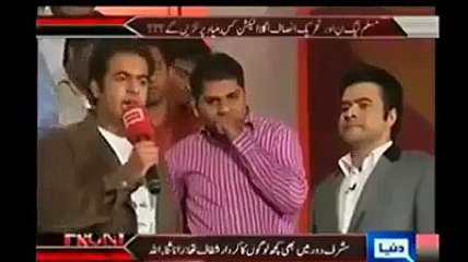 ایک سٹوڈنٹ کی رانا ثناء اللہ کے منہ پر اس کی بے عزت