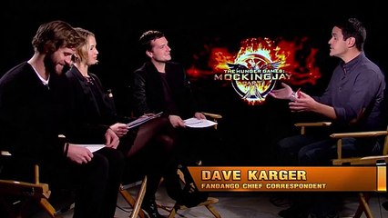 Versus Game with The Hunger Games Cast (2014) HD