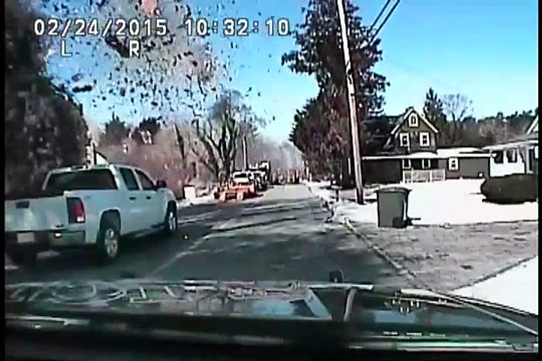 Une maison désintégrée pendant une explosion due à une fuite de gaz