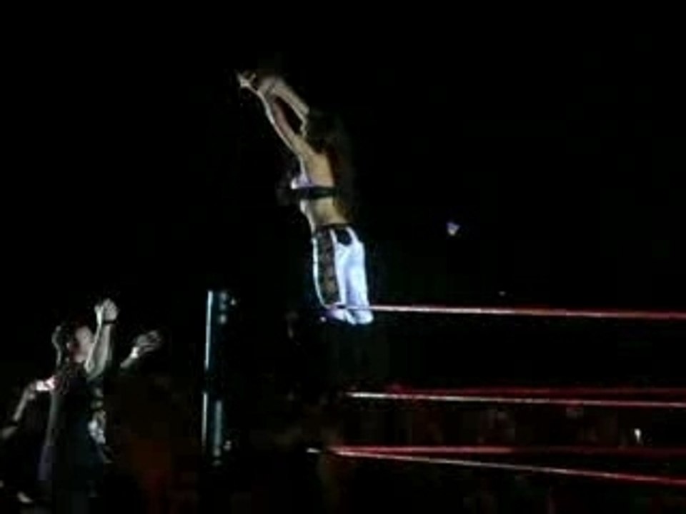 Melina entrance