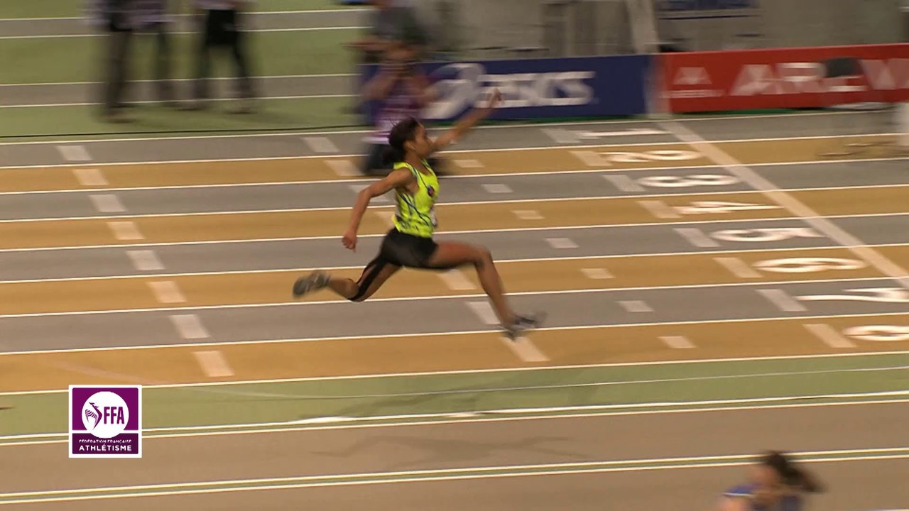 Triple saut F (Victoire de Jeanine Assani Issouf avec 14,13 m)