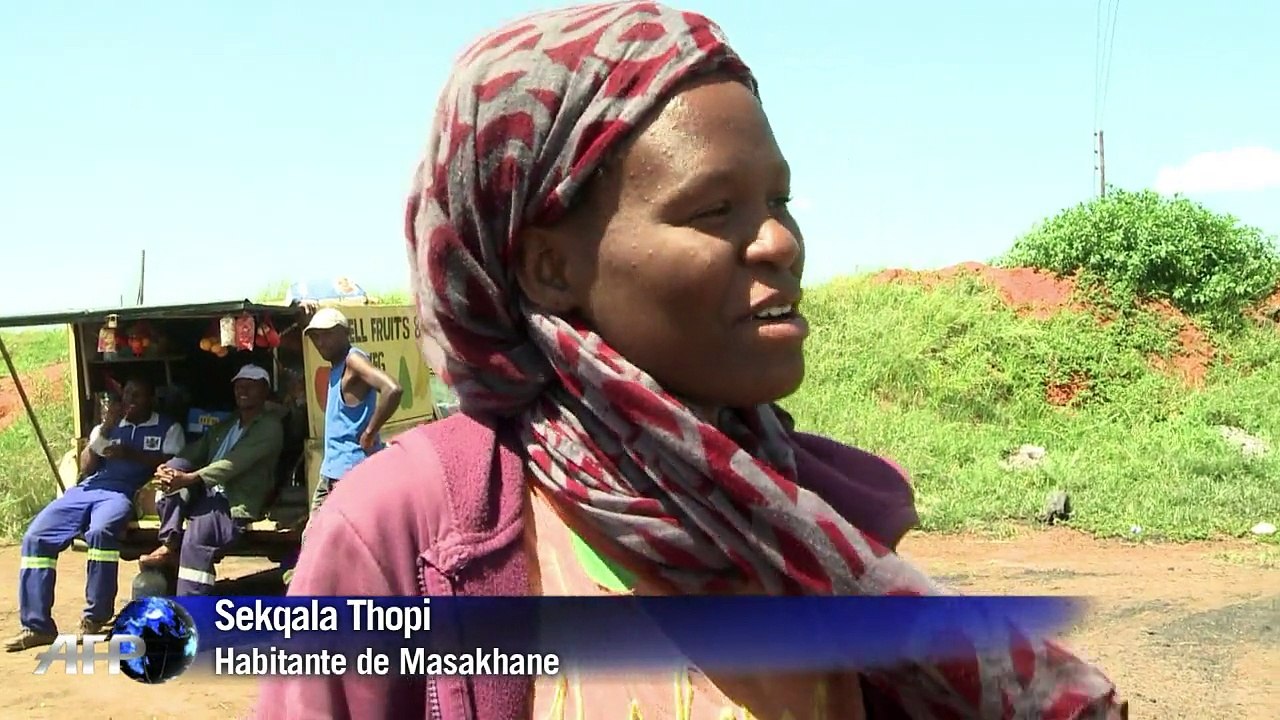 Des brouettes de charbon en attendant l'électricité