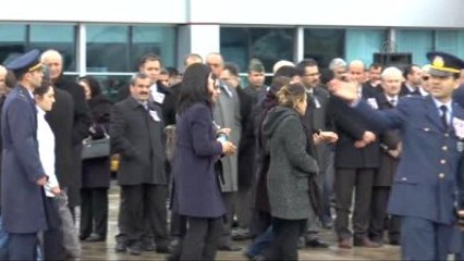 Şehit Pilotların Naaşı Memleketlerine Gönderildi (1)