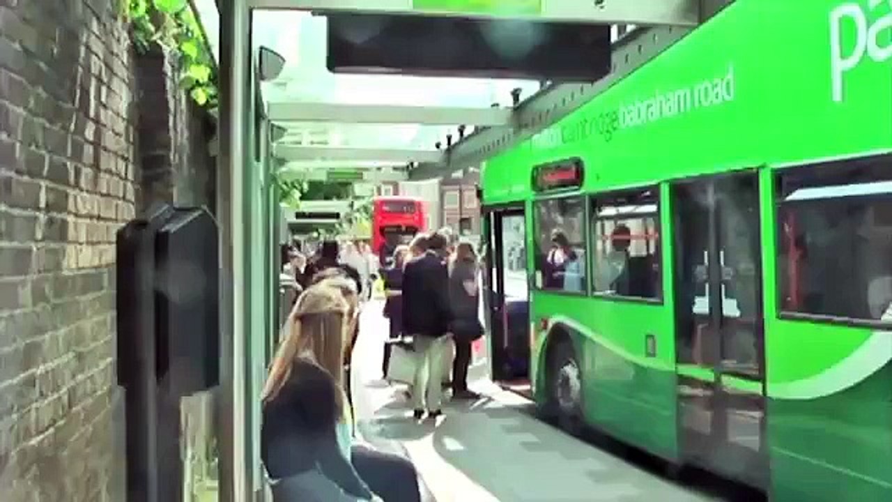 OHAA..Bunlar Tam Manyak.. Beyni Uçmuş Bunların..