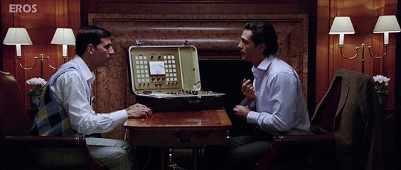 Arjun Rampal puts Akshay Kumar through a test