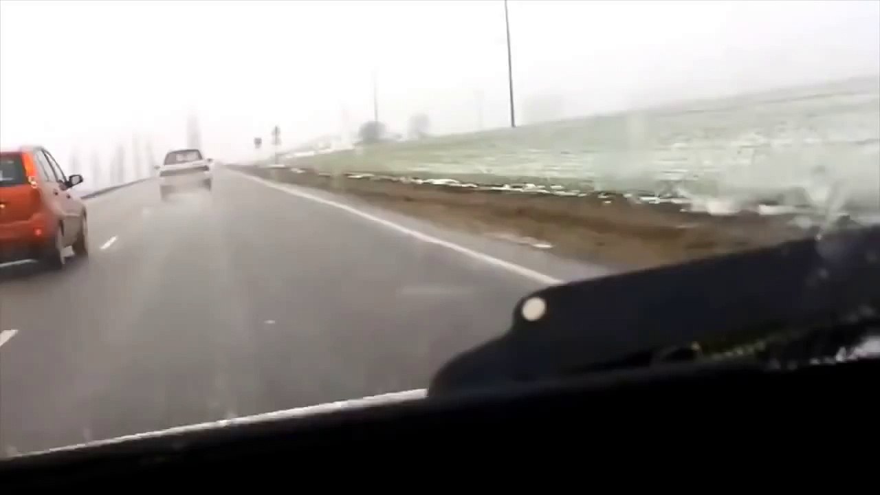 Killed by lightning during chase