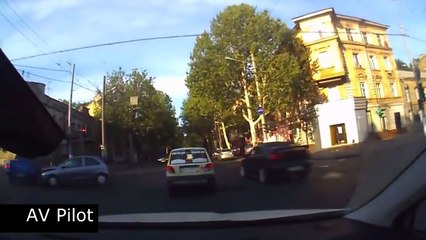 Stupid Russian drivers on the road ★ 2013 ★