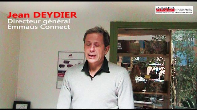 Interviews de Jean DEYDIER, directeur général d'Emmaüs Connect et de Magali PANTOBE, chargée du développement de Connexions Solidaires à Marseille (14 février 2014)