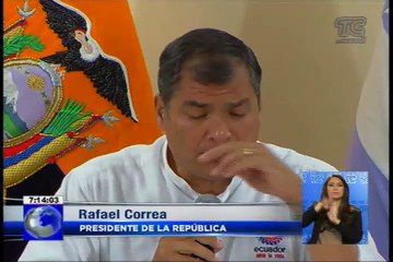 Presidente firmó decreto de reducción salarial a funcionarios públicos