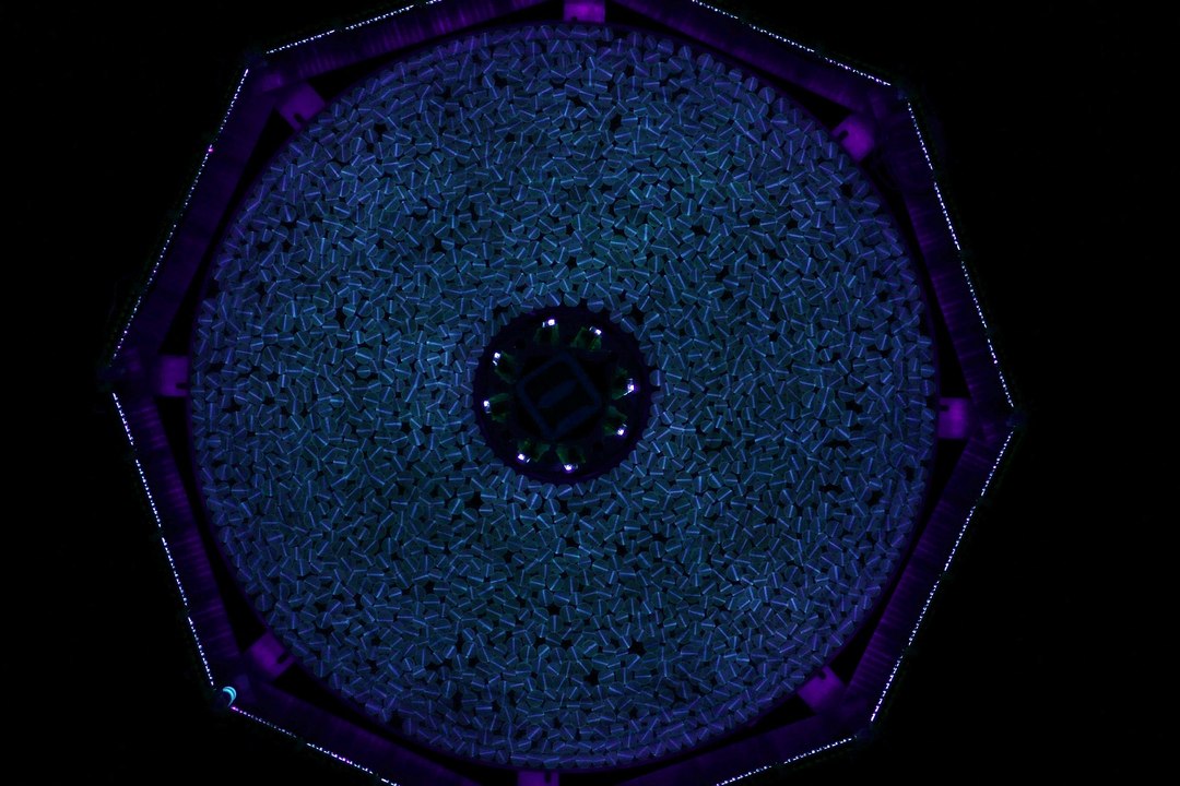 Simple shear on ring experiment, UV light