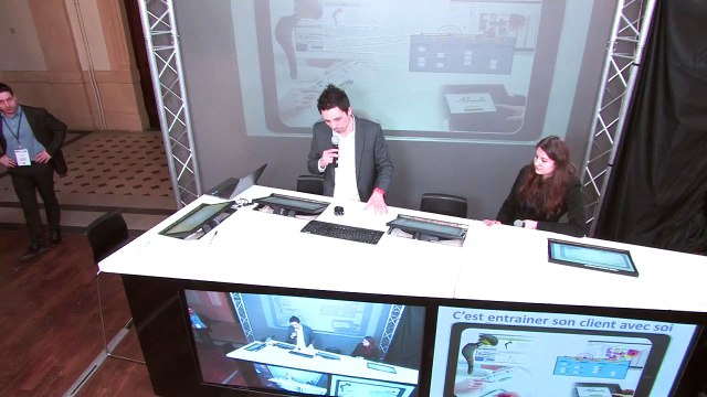 VIADIGIS - Mobilité et simplicité, la tablette devient larme des forces de vente