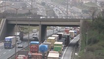 İstanbul'da Trafiği Felç Eden Kaza: 55 Kilometrelik Araç Kuyruğu Oluştu