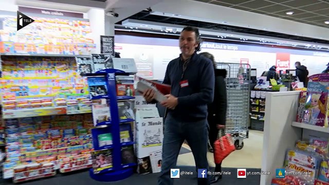 Lille : les fidèles lecteurs de Charlie Hebdo se sont levés tôt